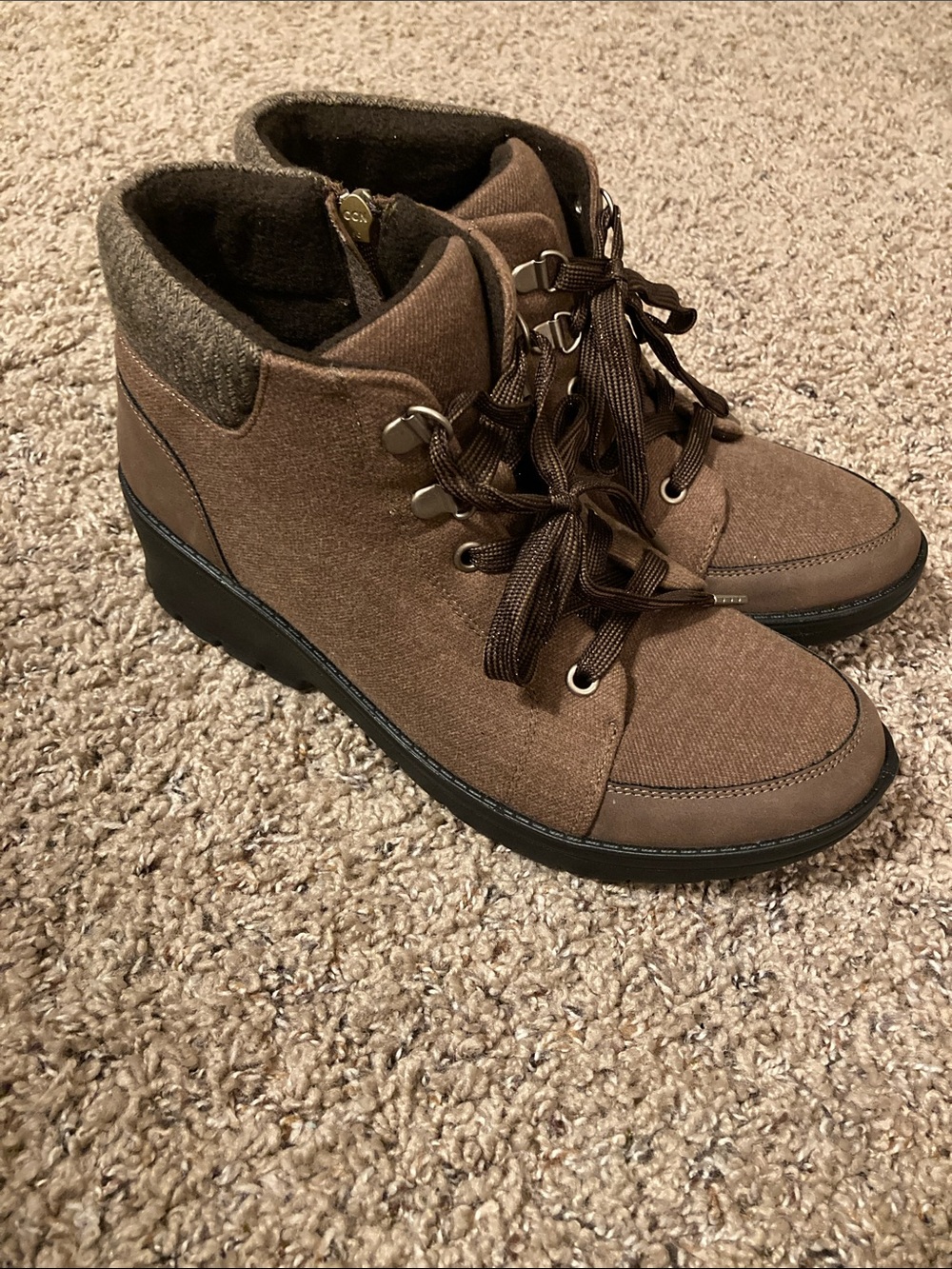 Bzees Brooklyn Ankle Boots in Brown
